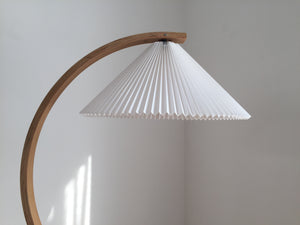 Open image in slideshow, Handmade Pendant Pleated Lampshades

